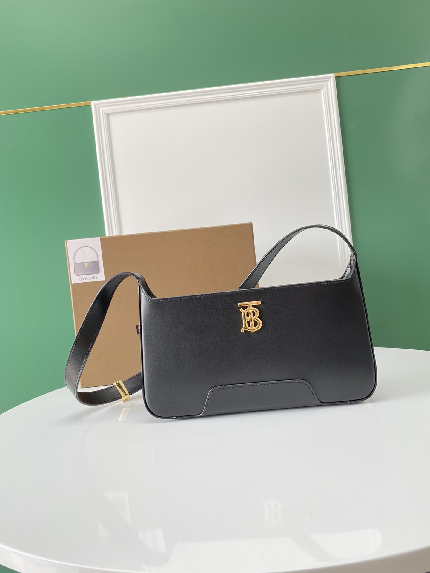Burberry_Shoulder_Bag-28